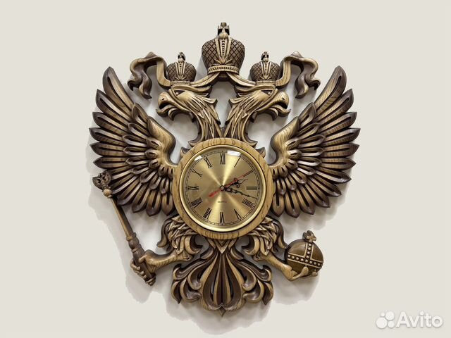 Часы герб РФ резной из дерева ясень