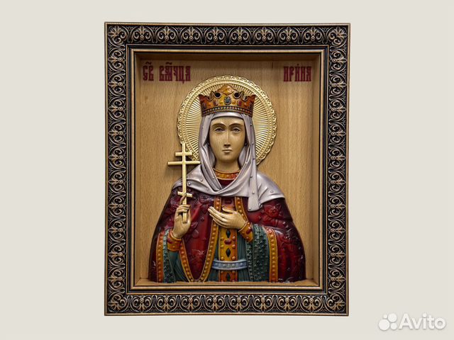 Икона резная из дерева Святая Ирина