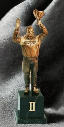 Бронзовый приз «Чемпион-спортсмен» — 2 место, на змеевике