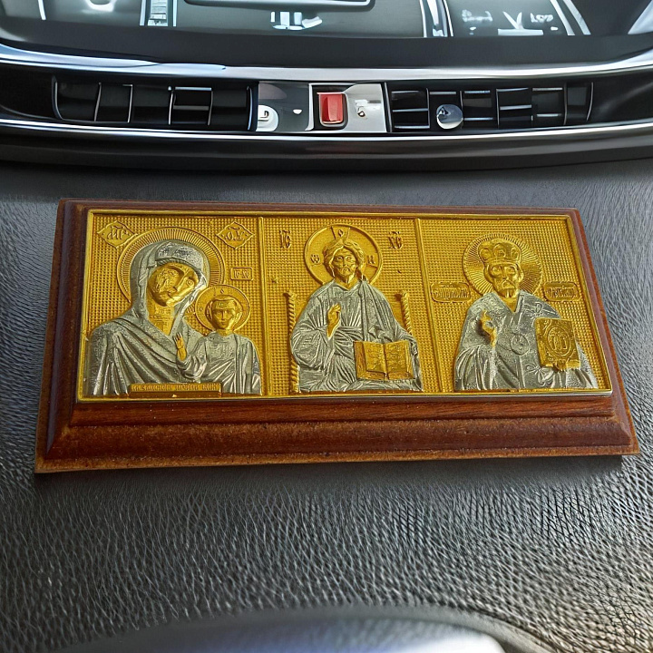 Бронзовая икона в автомобиль