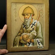 Икона "Св. Спиридон Тримифунтский" ручная работа — фотография 1