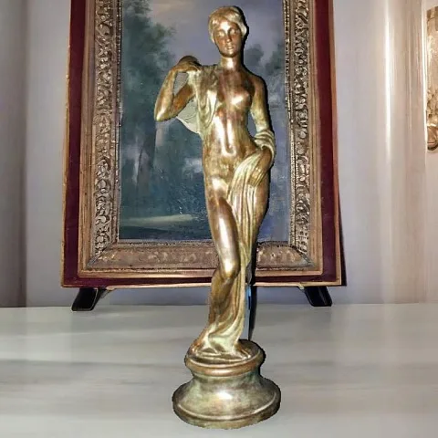 Бронзовая композиция «Купальщица», 33,8 кг