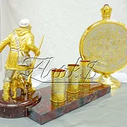 Набор с флягой и тремя стопками из Златоуста на яшме — фотография 3