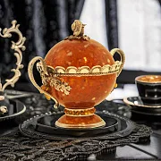 Бонбоньерка (сахарница) "Виноград" из янтаря — фотография 1