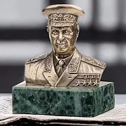 Бронзовый бюст «Жуков Г.К.» — фотография 1