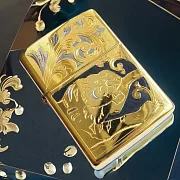 Сувенирная зажигалка Zippo "Хищник" — фотография 1