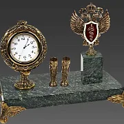 Часы «Элина» с гербом и двумя подставками — фотография 2