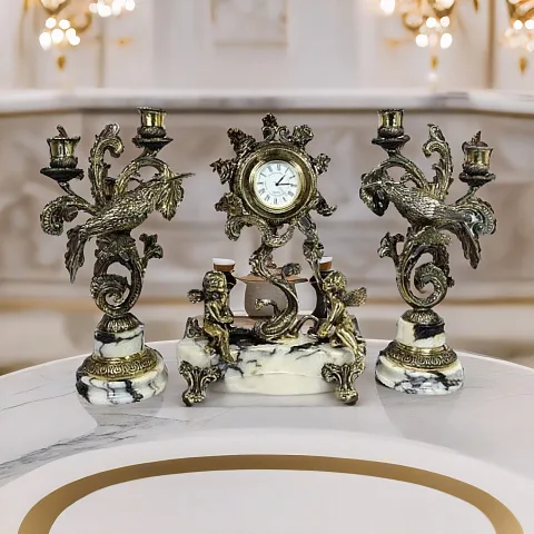 Каминные часы «Колибри» из мрамора с канделябрами