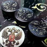 Нарды под стеклом «Герб России» — фотография 6