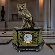 Каминные часы «Сова» из змеевика и долерита — фотография 1