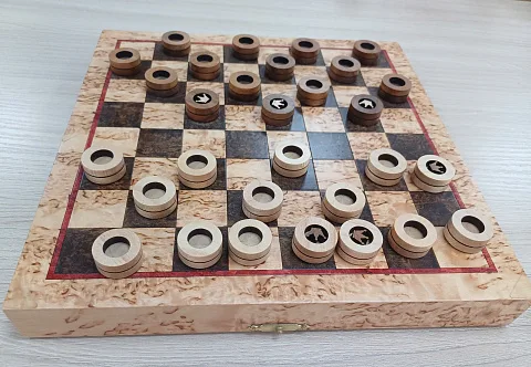 Шашки из карельской берёзы