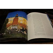Московский Кремль на двух языках — историческое издание — фотография 3
