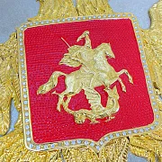 Плакетка «Герб России» из латуни и дерева — фотография 4